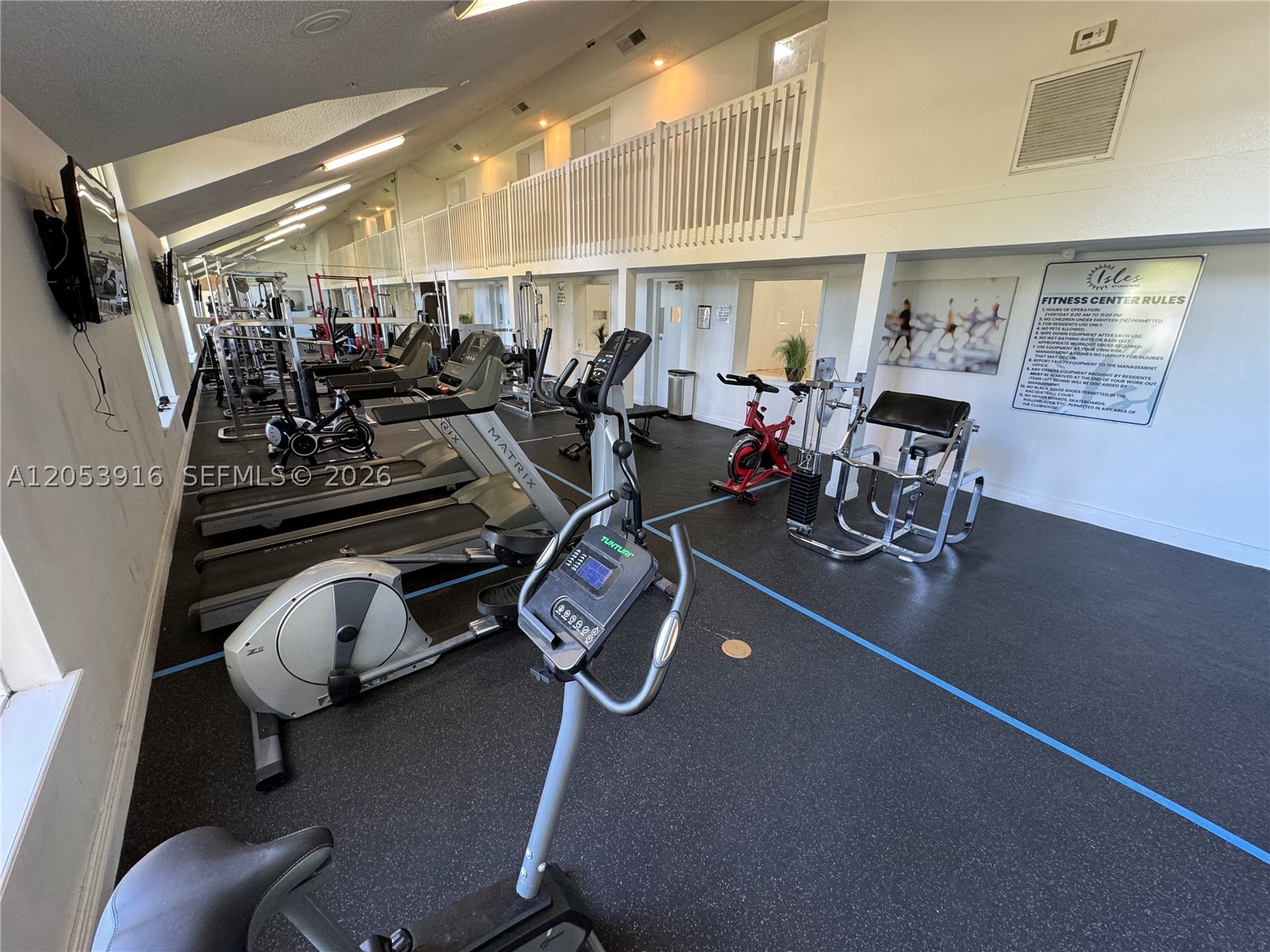 ISLES AT LAGO MAR CONDO - Residential Lease