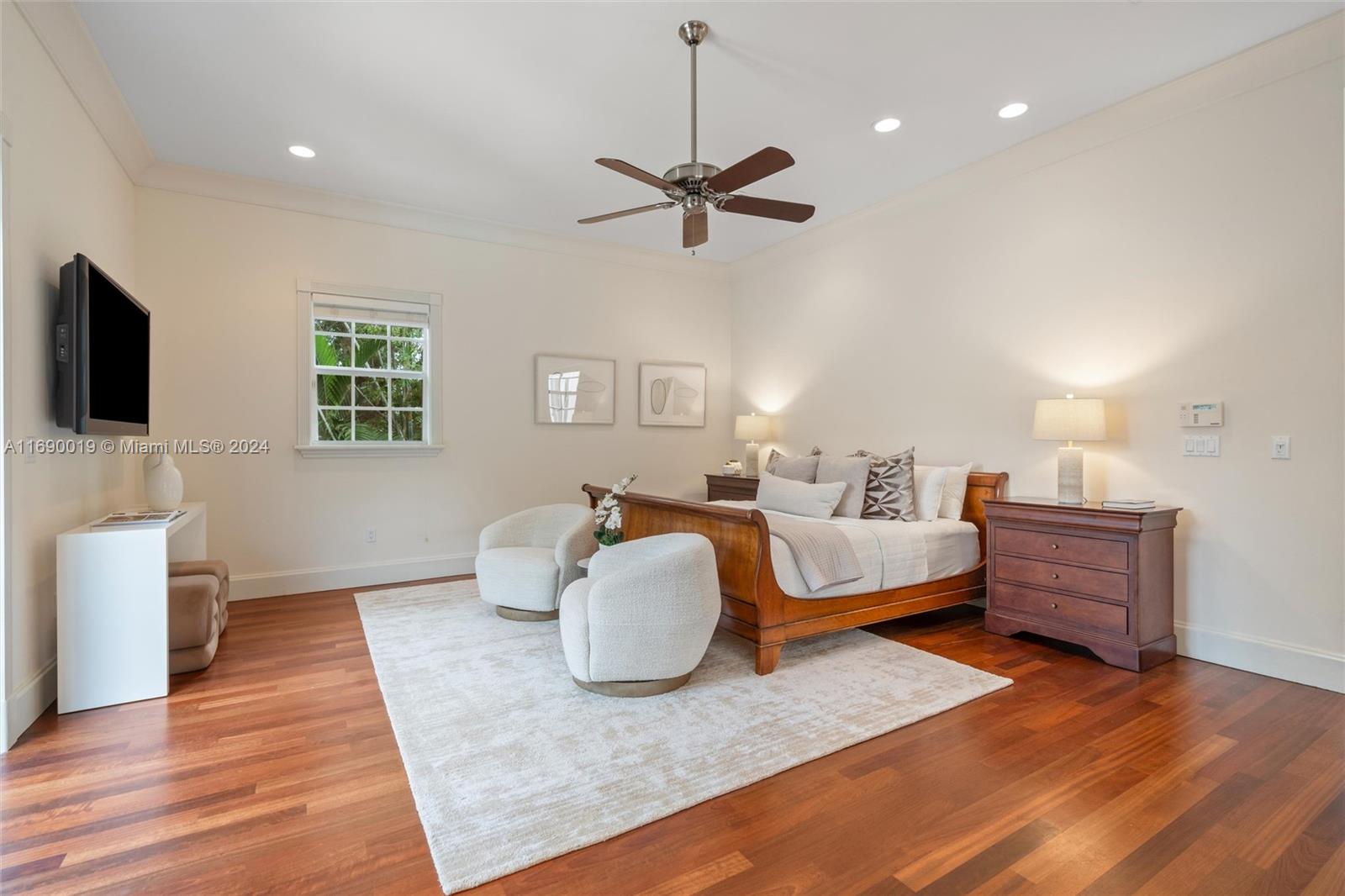 KERRWOOD OAKS - Residential