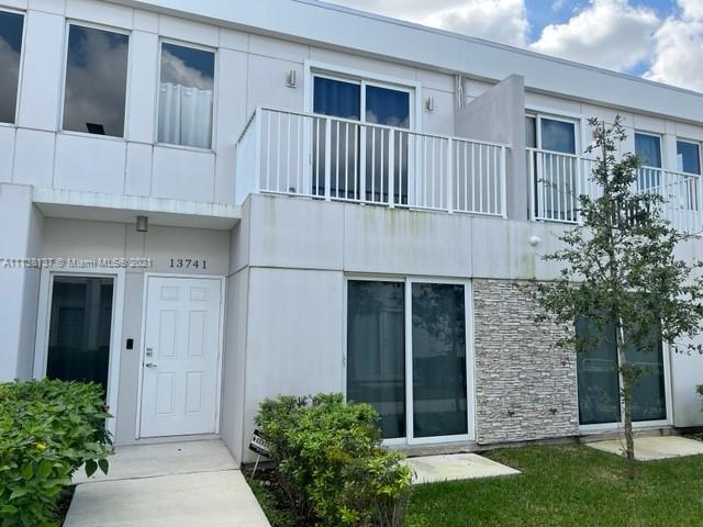 VITTORIA GARDENS - Residential Lease