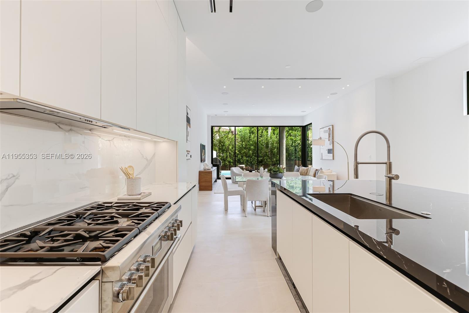 PALM TERRACE - Residential