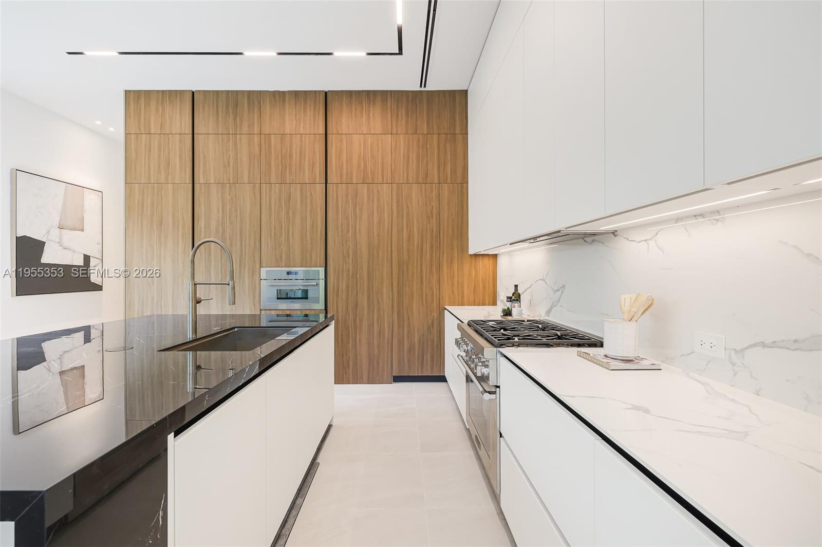 PALM TERRACE - Residential