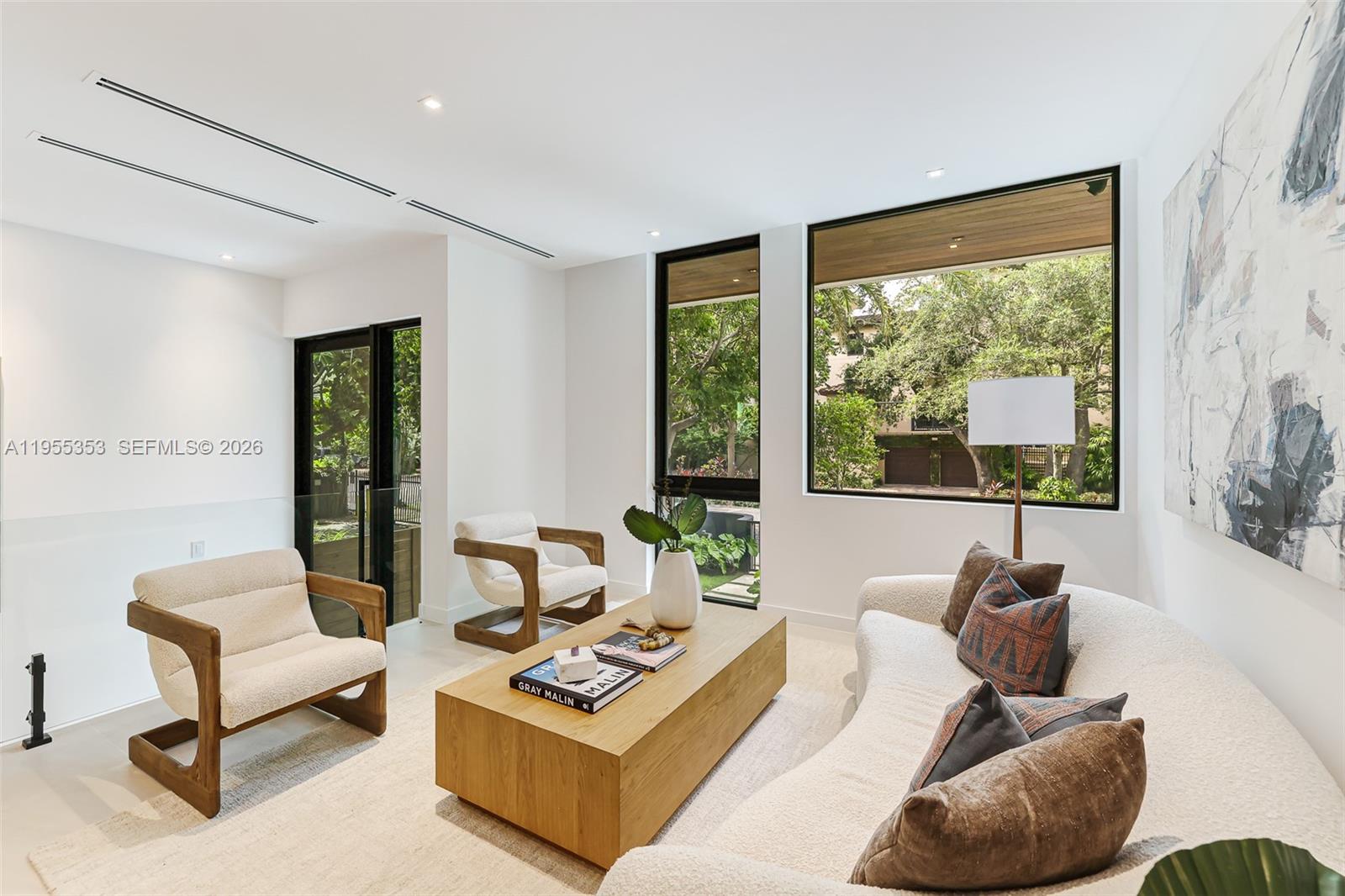 PALM TERRACE - Residential