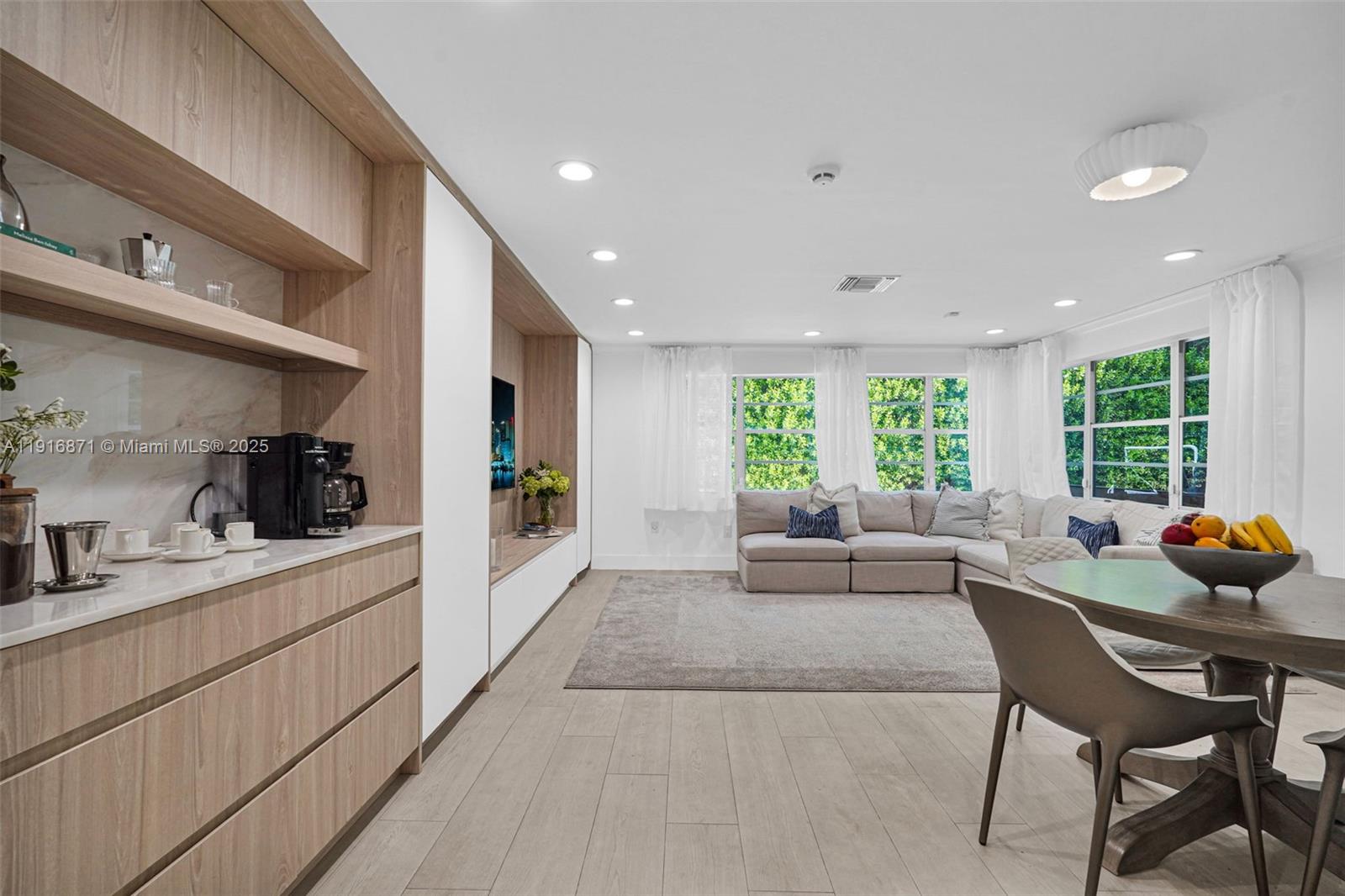 BAL HARBOUR RES SEC - Residential