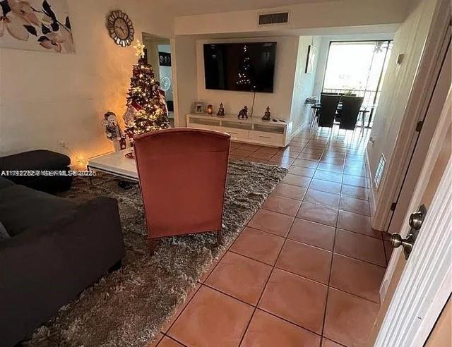 3/2 Apartment in the heart of Kendall. Very close to shopping centers, supermarkets, gas stations and major expressways. Very desirable area to live! Unit is very comfortable with large screened in balcony. Gated community with 24/7 guard. 3 large pools throughout the community, picnic areas, tennis court and clubhouse by the main pool. Laundry facilities in the same building - each floor. Currently tenant-occupied until June 2026, providing immediate rental income. Make this your home today!! OWNER MOTIVATED SEND OFFERS ~