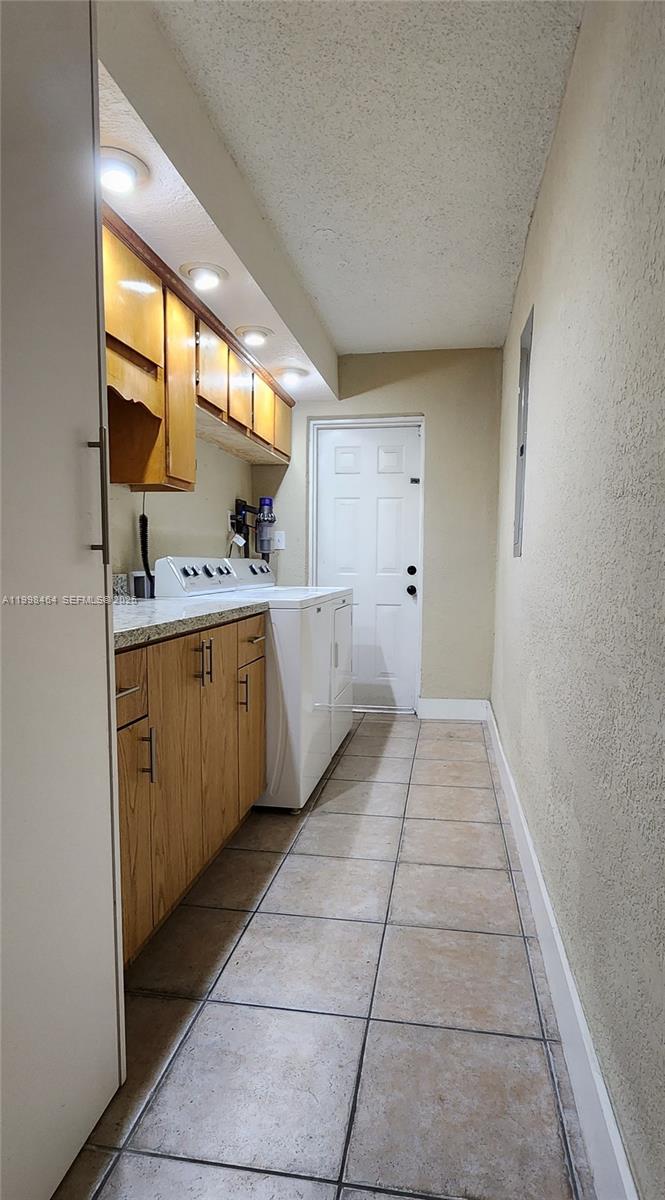 HIALEAH 13TH ADDN AMD PL - Residential