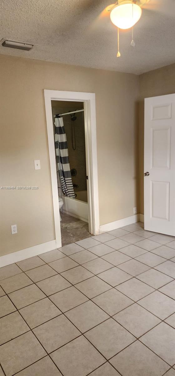 HIALEAH 13TH ADDN AMD PL - Residential