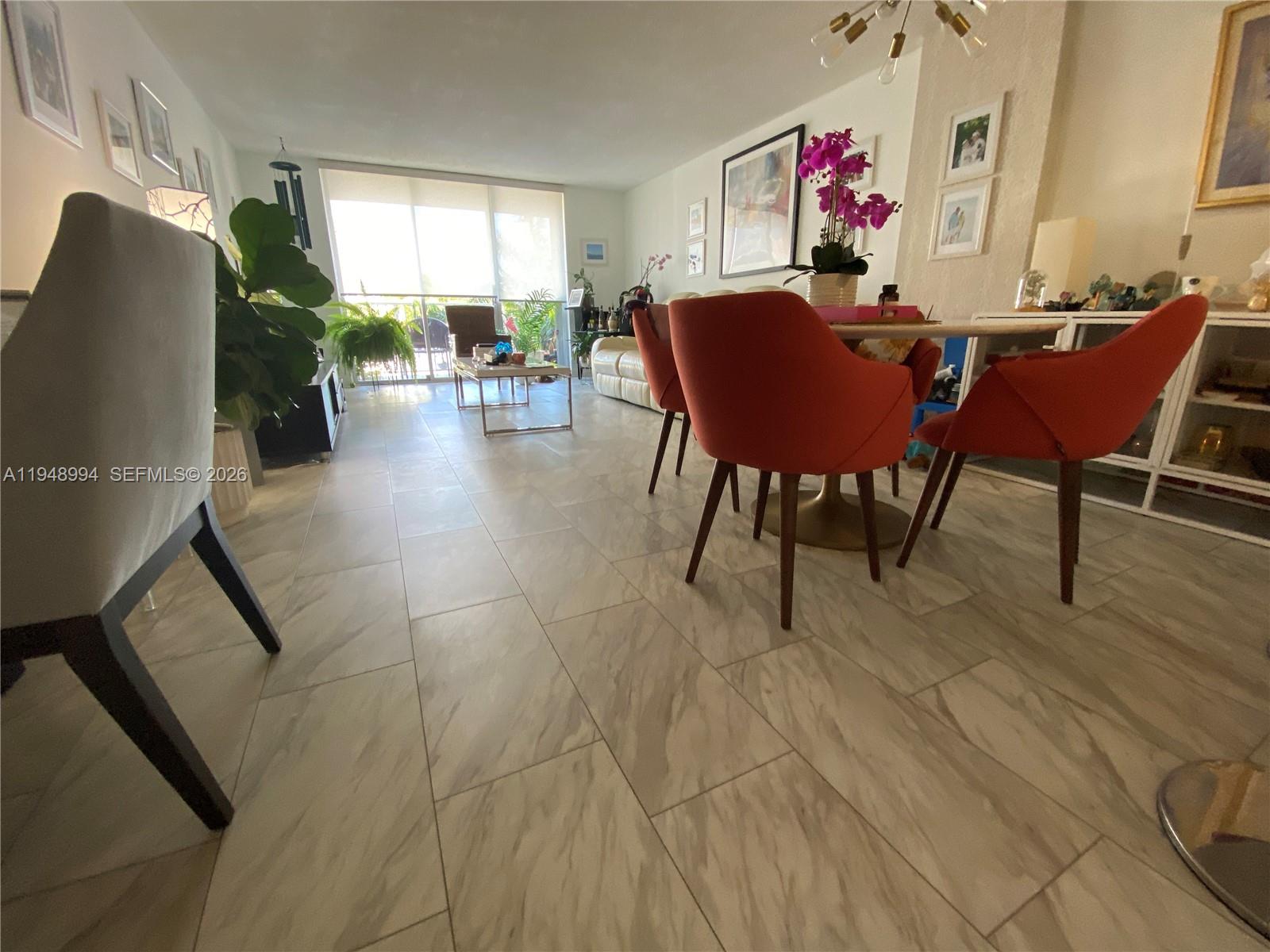 ADMIRALS PORT CONDO WEST - Residential