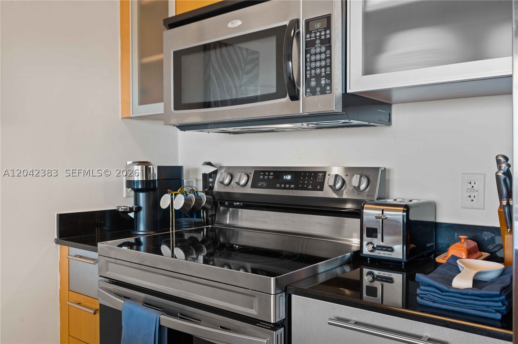 OPERA TOWER CONDO - Residential