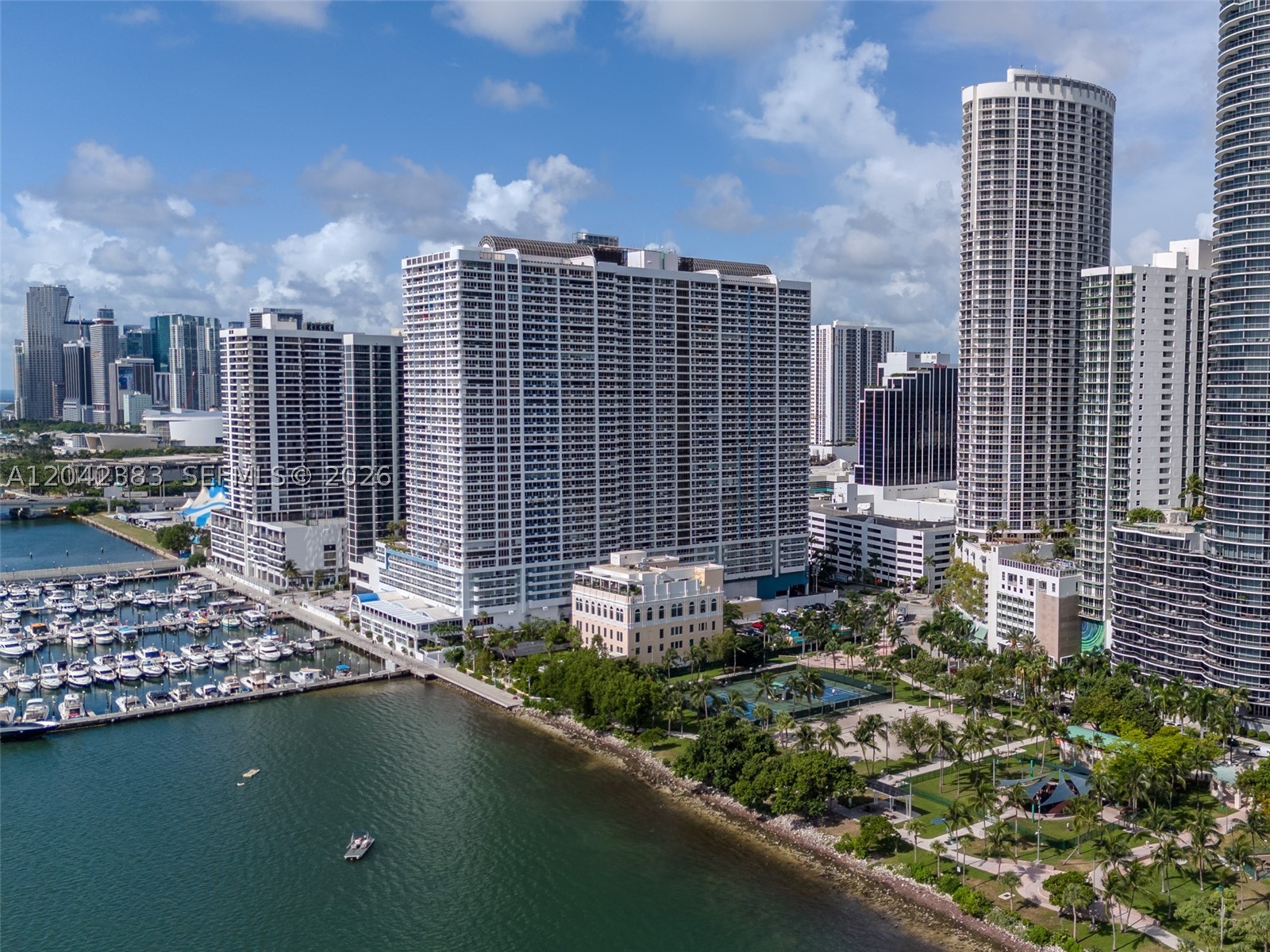OPERA TOWER CONDO - Residential