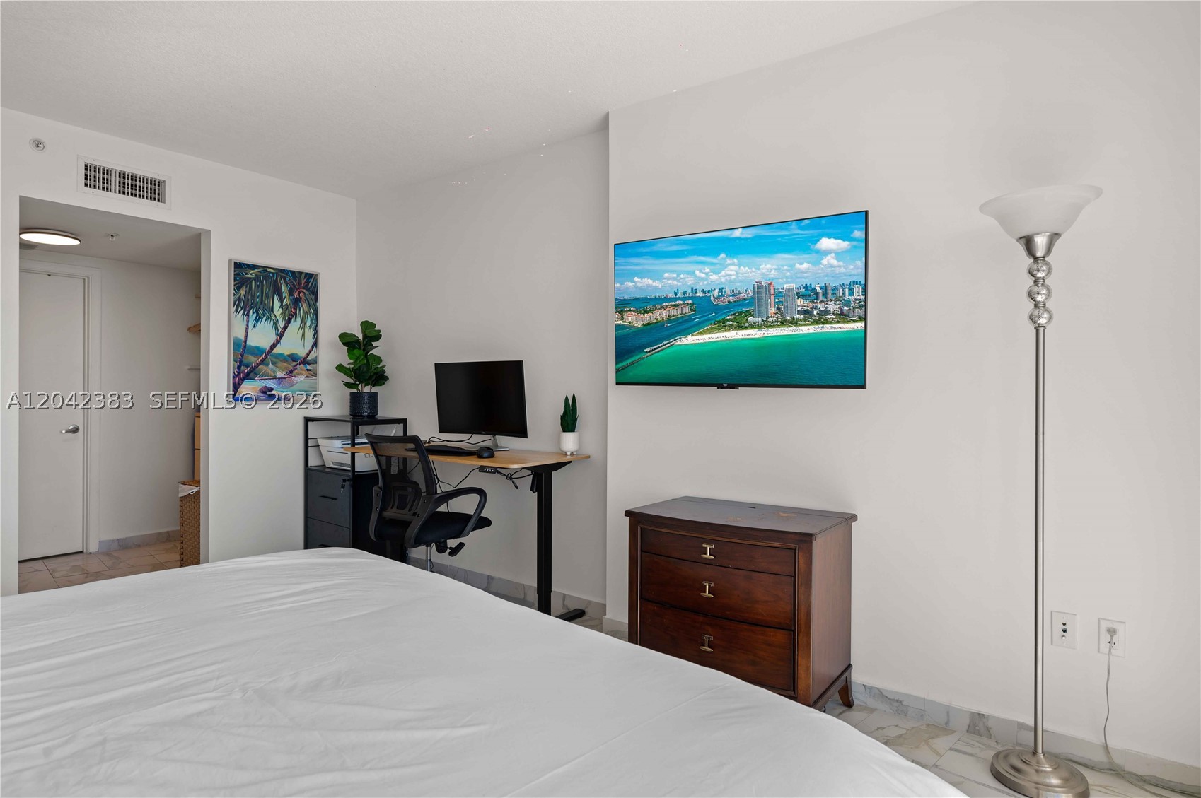 OPERA TOWER CONDO - Residential