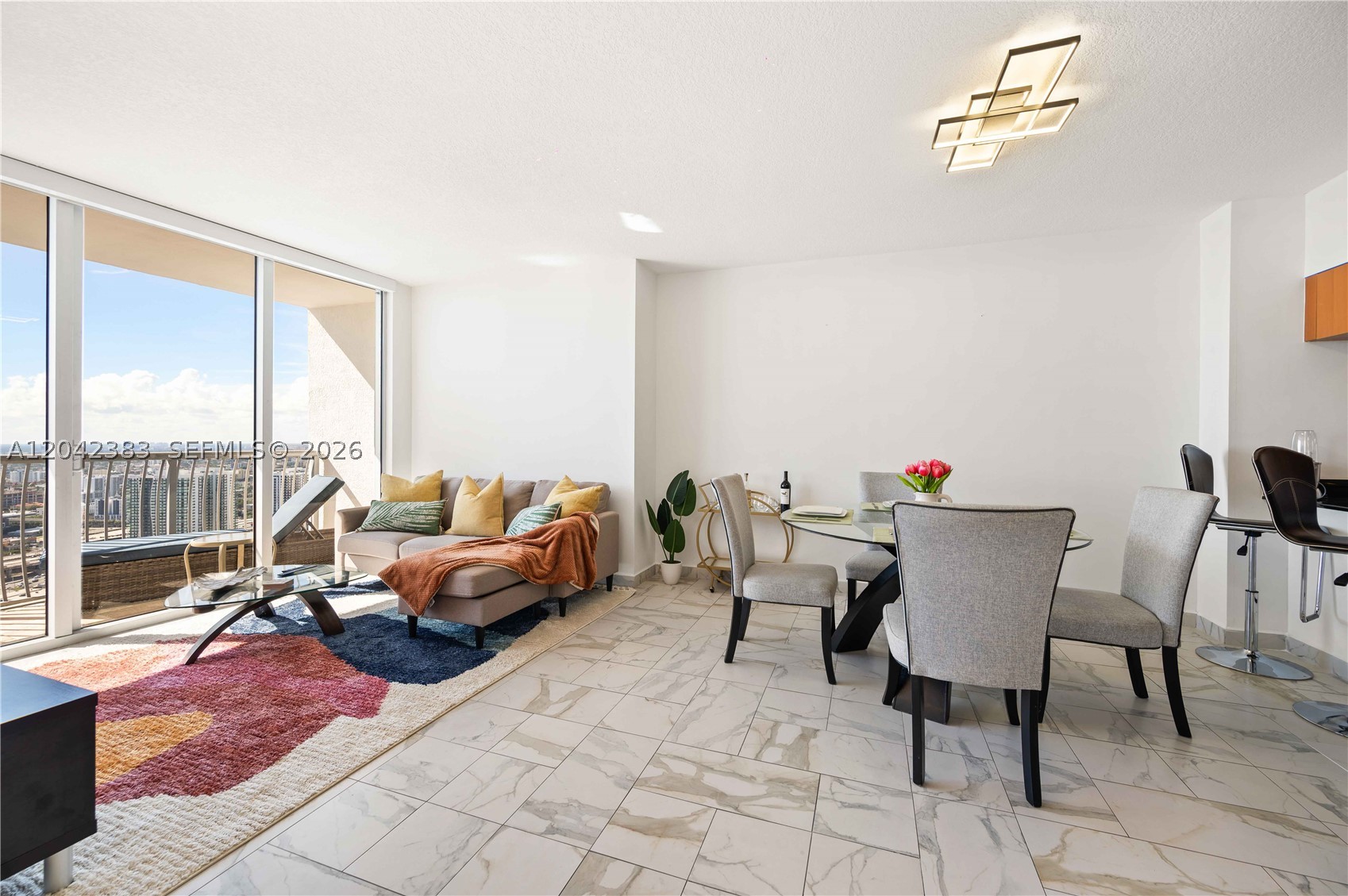 OPERA TOWER CONDO - Residential