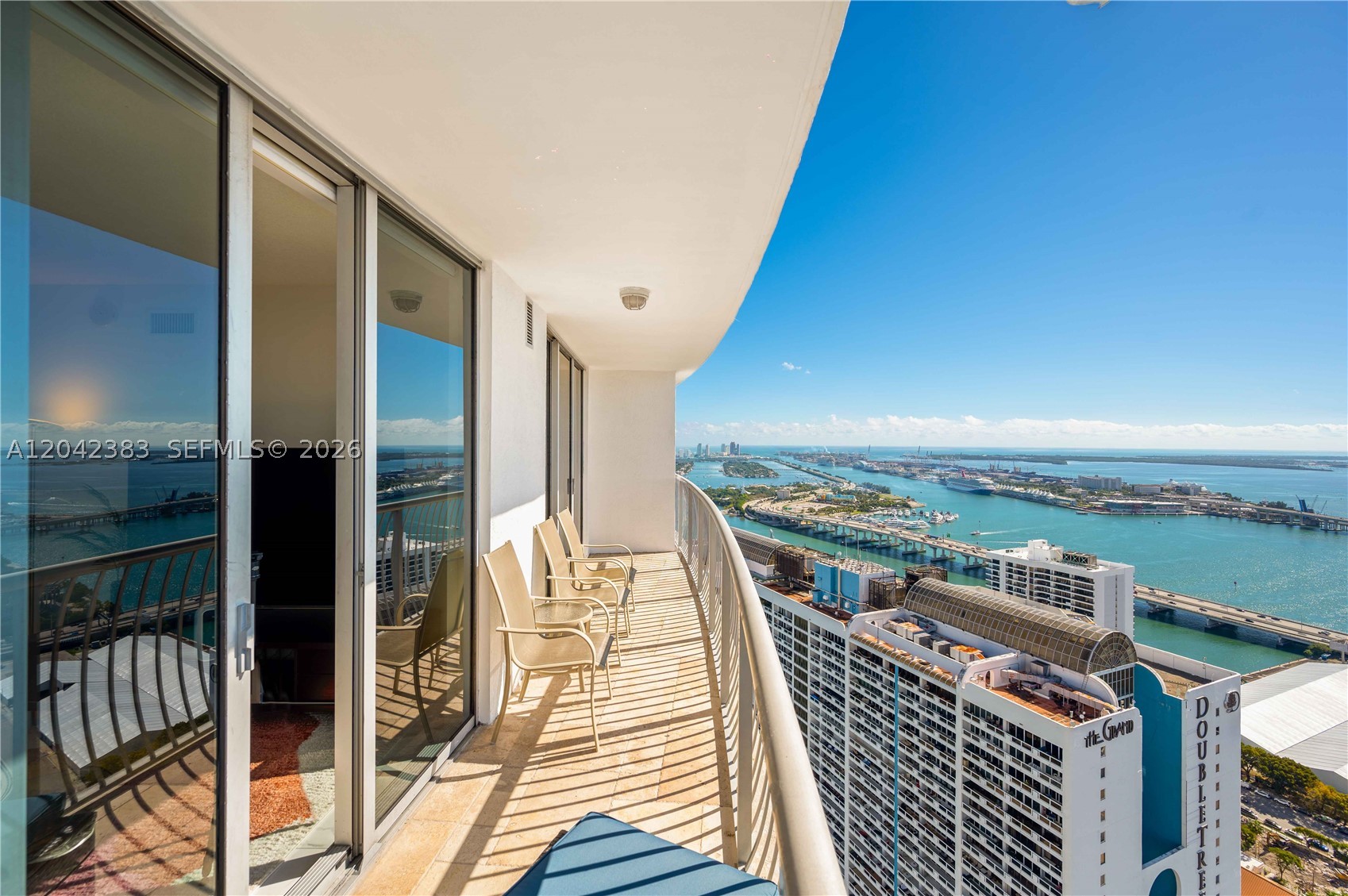 OPERA TOWER CONDO - Residential