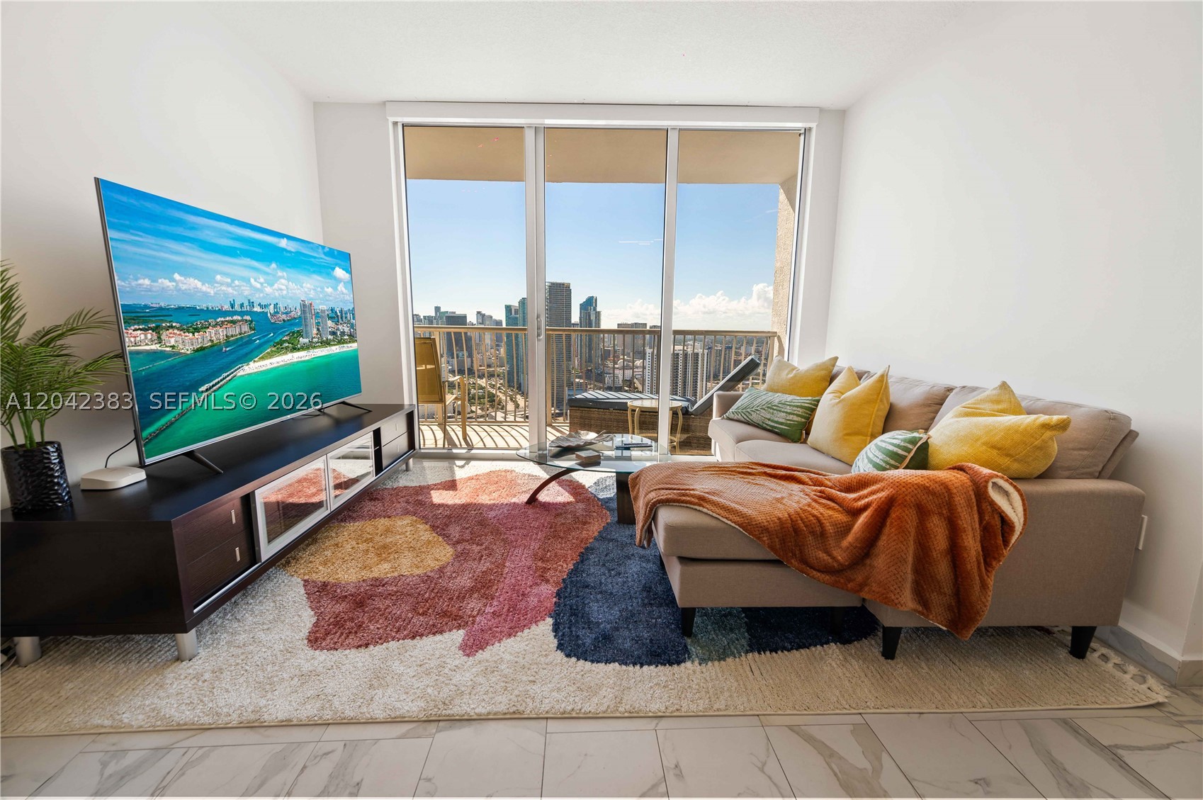 OPERA TOWER CONDO - Residential