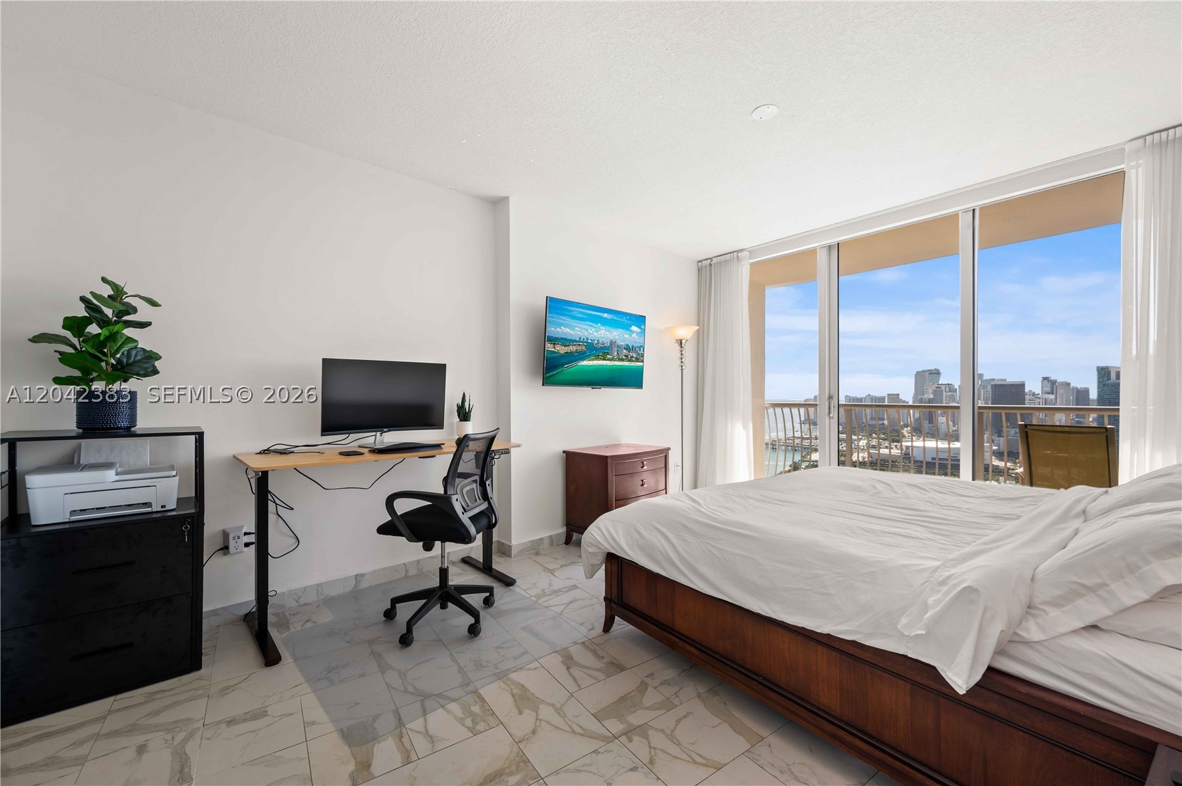 OPERA TOWER CONDO - Residential