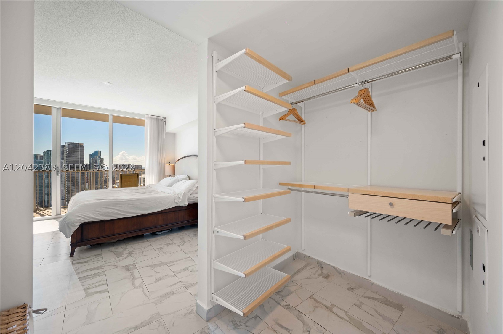 OPERA TOWER CONDO - Residential