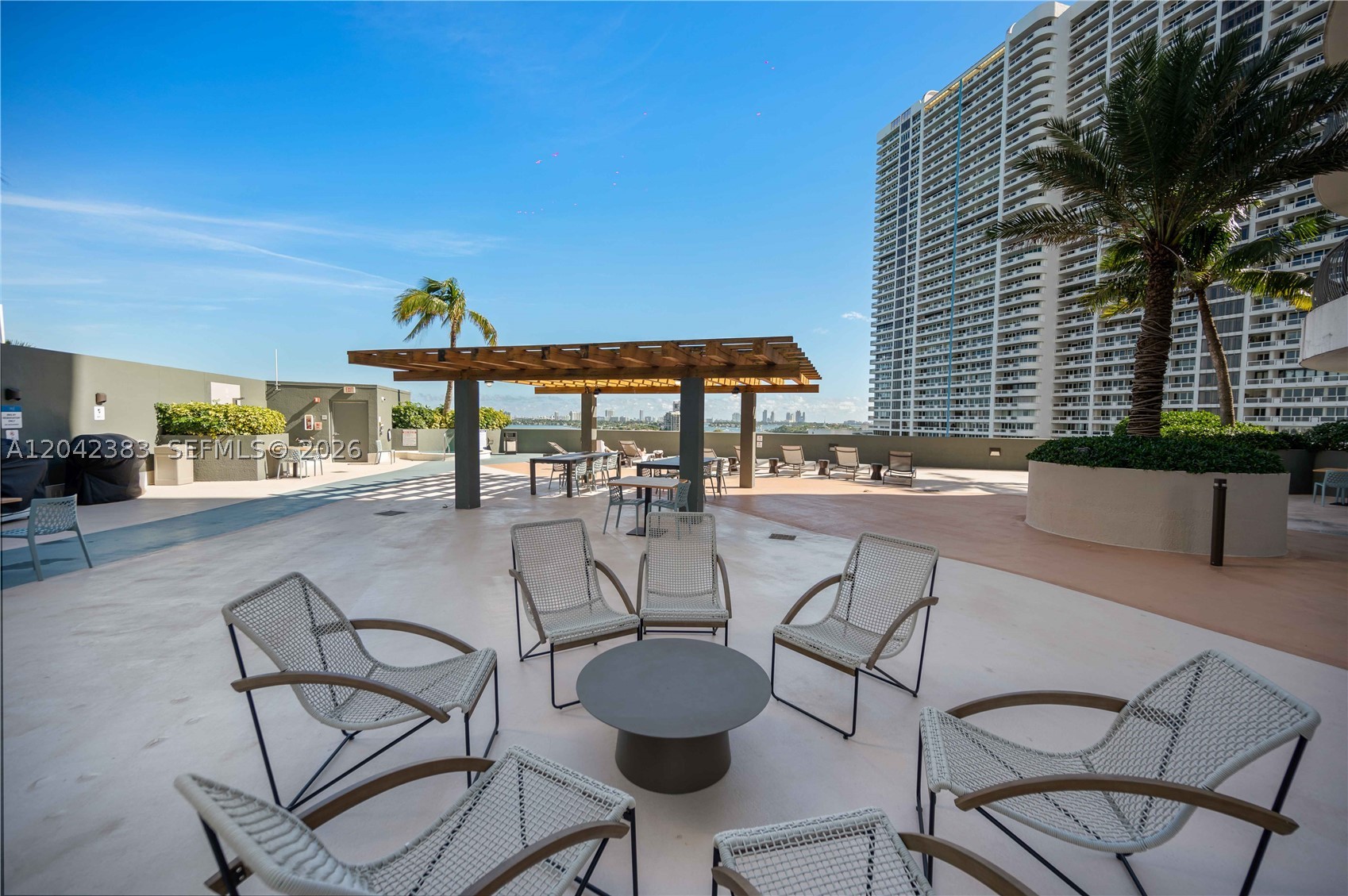 OPERA TOWER CONDO - Residential