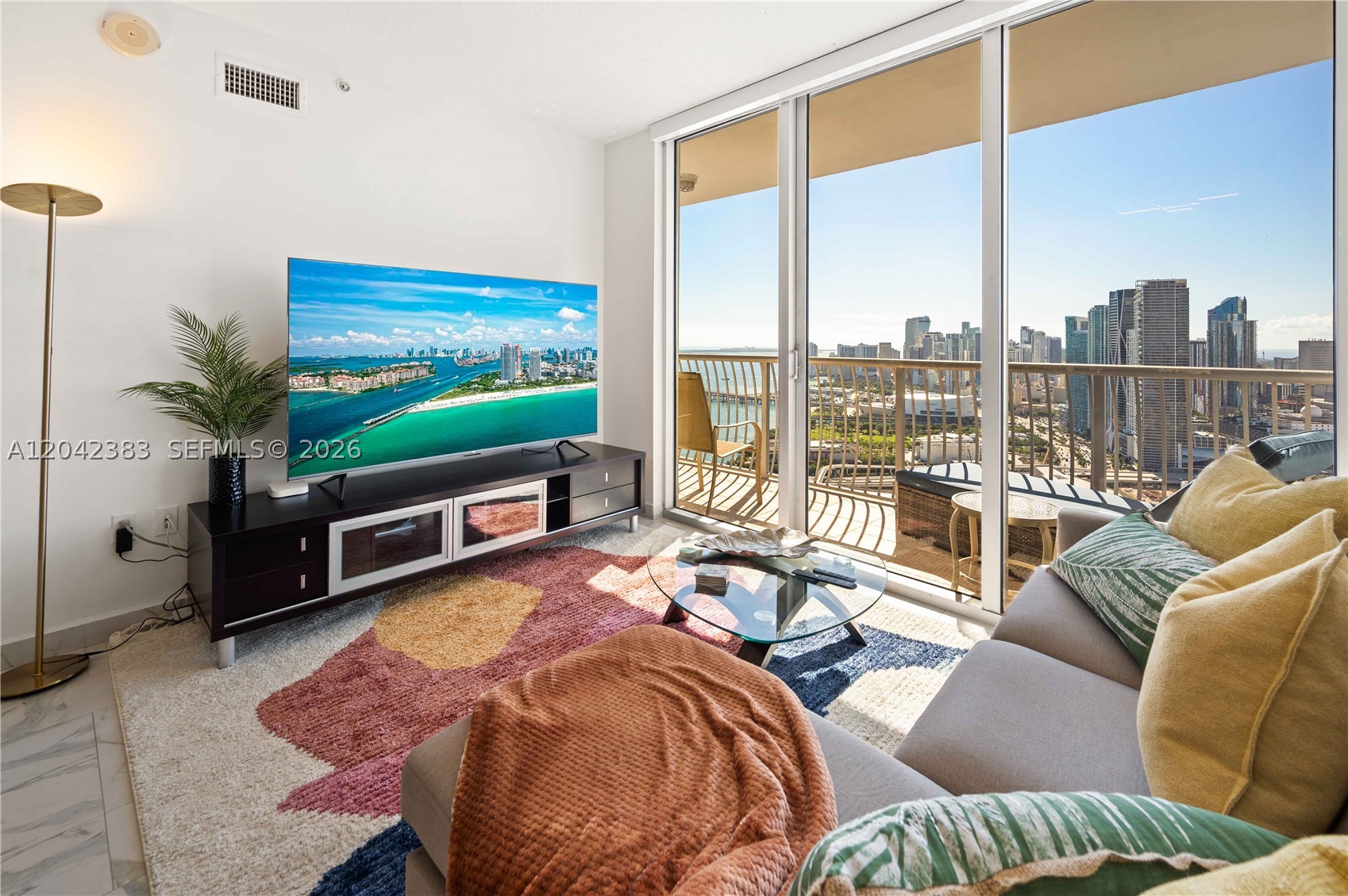 OPERA TOWER CONDO - Residential