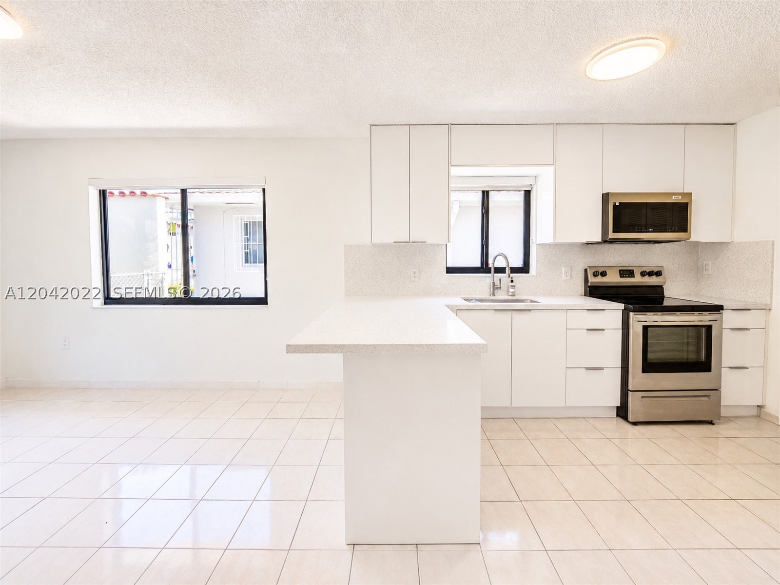 W FLAGLER PK - Residential
