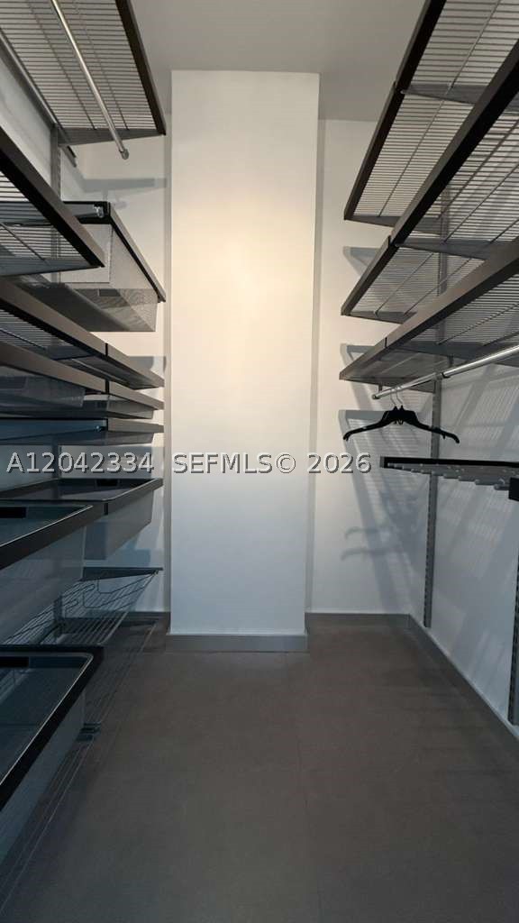 OCEANVIEW BUILDING B COND - Residential
