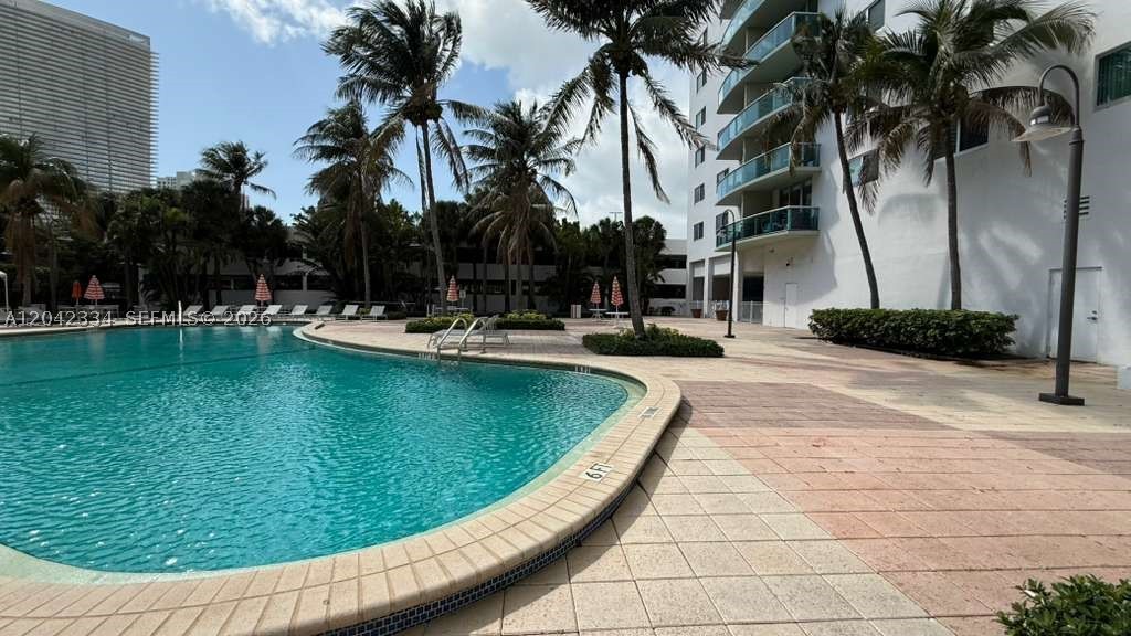 OCEANVIEW BUILDING B COND - Residential