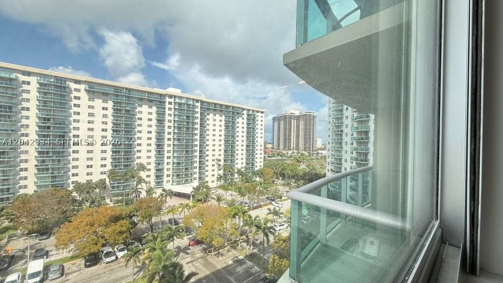 OCEANVIEW BUILDING B COND - Residential
