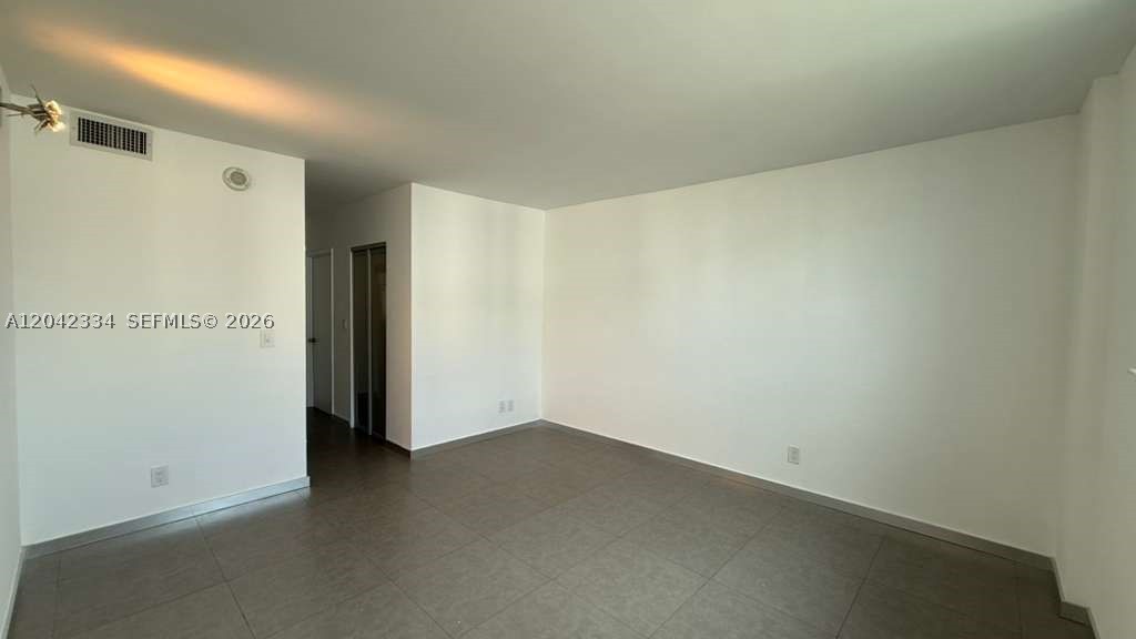 OCEANVIEW BUILDING B COND - Residential
