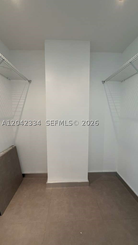 OCEANVIEW BUILDING B COND - Residential