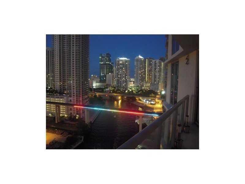 LATITUDE ON THE RIVER - Residential Lease