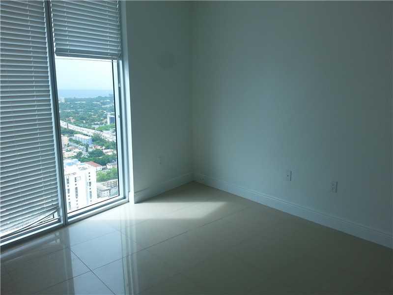 LATITUDE ON THE RIVER - Residential Lease