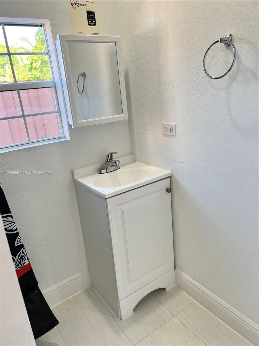 MANGUS SUB SEC 2 - Residential Lease