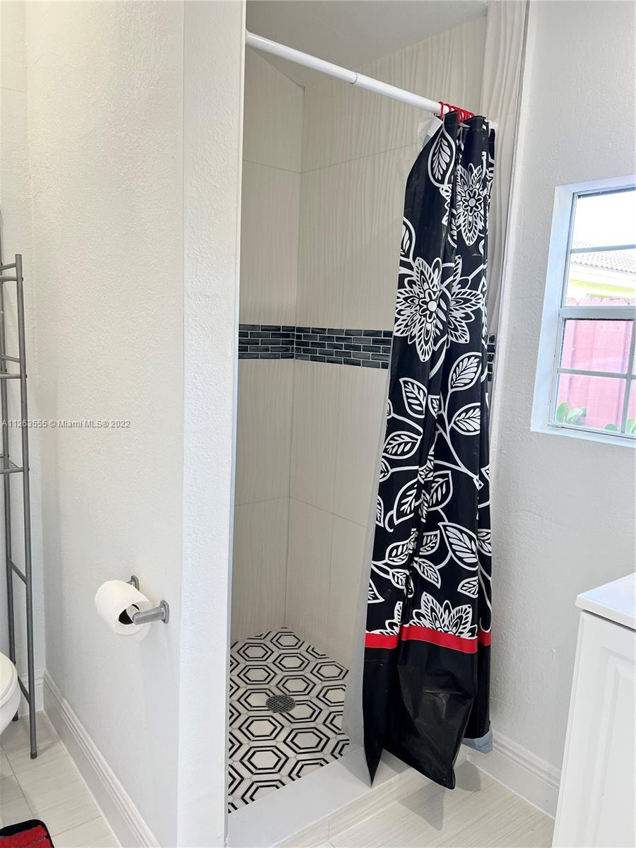 MANGUS SUB SEC 2 - Residential Lease
