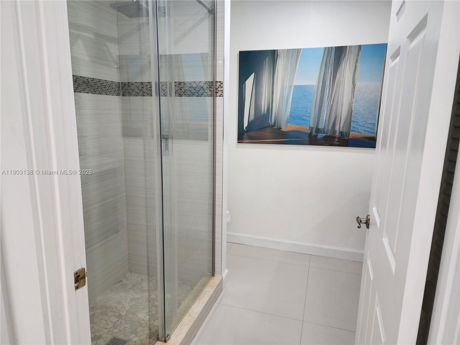 DORAL CHASE 1 ST ADDN AME - Residential Lease