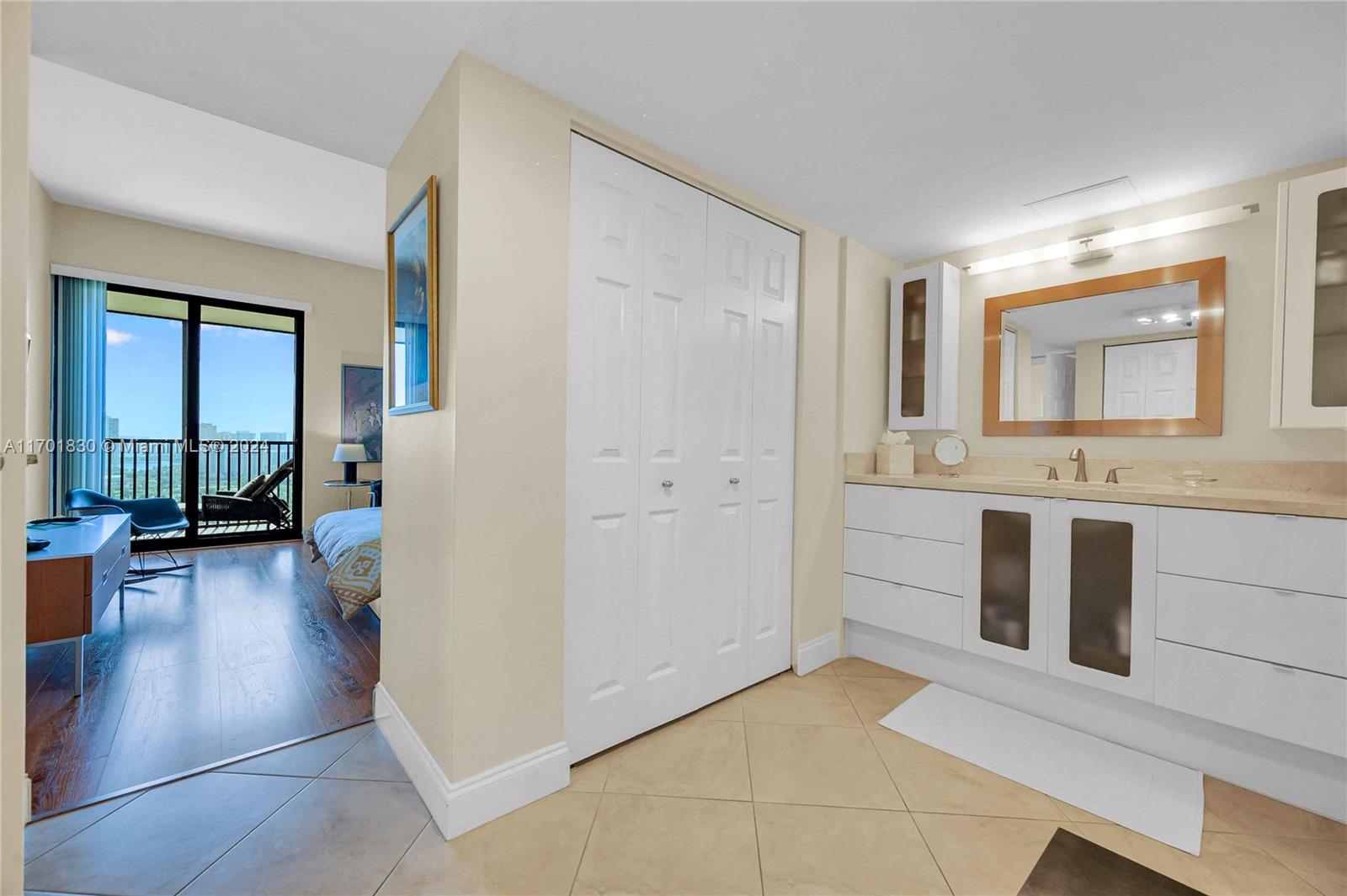 CORONADO CONDO-TOWER II - Residential