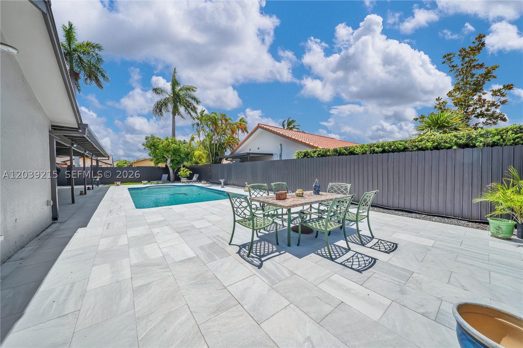 EL DORADO GARDENS 1ST ADD - Residential