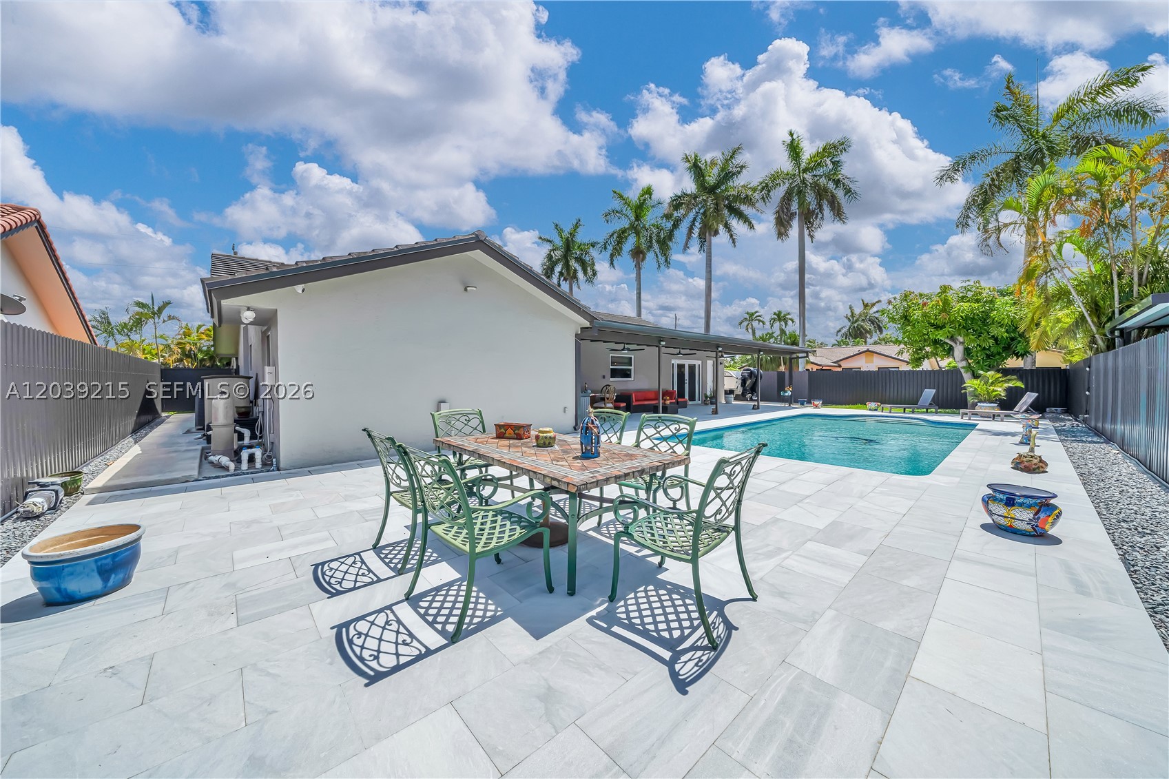 EL DORADO GARDENS 1ST ADD - Residential