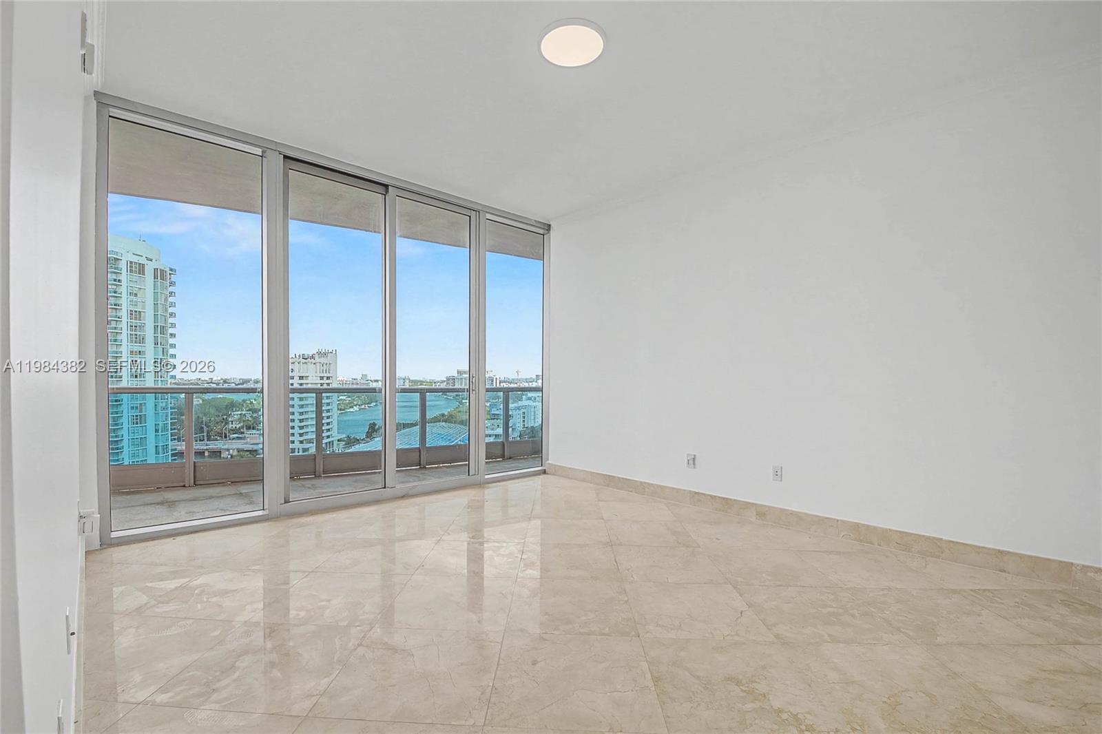 RESIDENCES - THE BATH CLUB - Residential