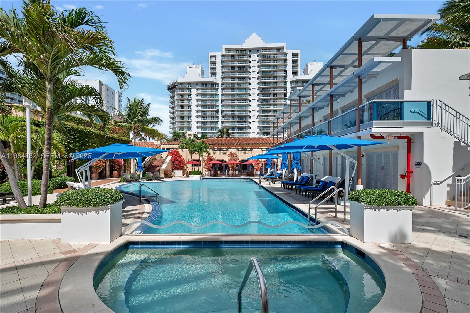 RESIDENCES - THE BATH CLUB - Residential