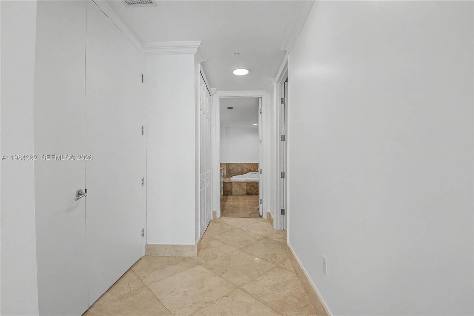 RESIDENCES - THE BATH CLUB - Residential