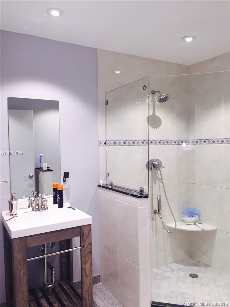 The Landings First Sec 56 - Residential Lease