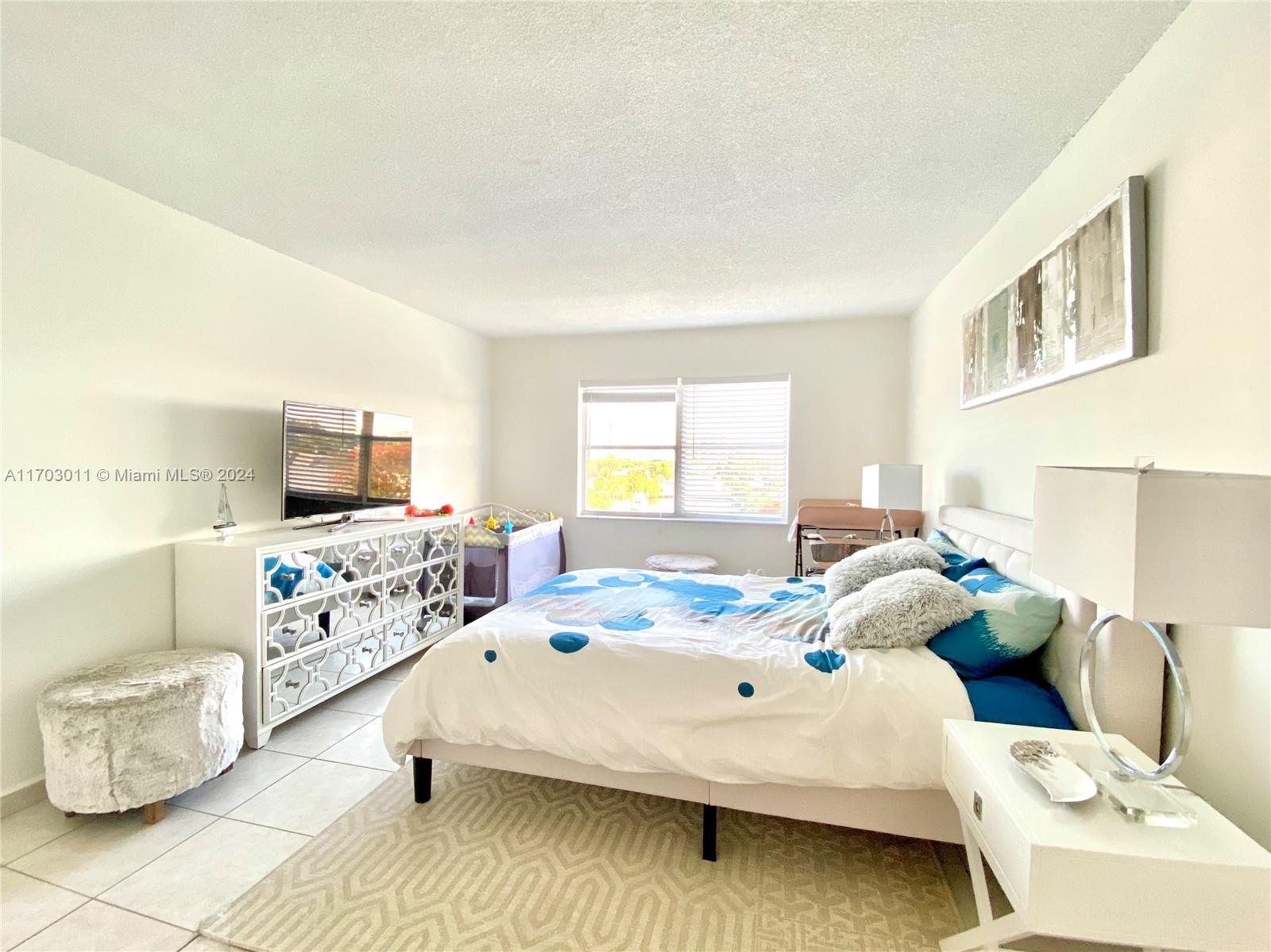 OCEAN VIEW TOWERS CONDO - Residential