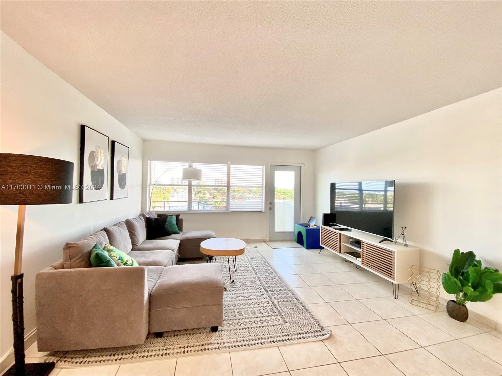 OCEAN VIEW TOWERS CONDO - Residential