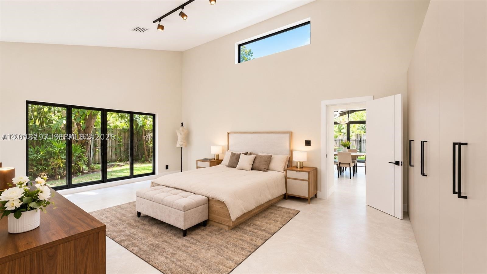 CORAL RIDGE COUNTRY CLUB - Residential