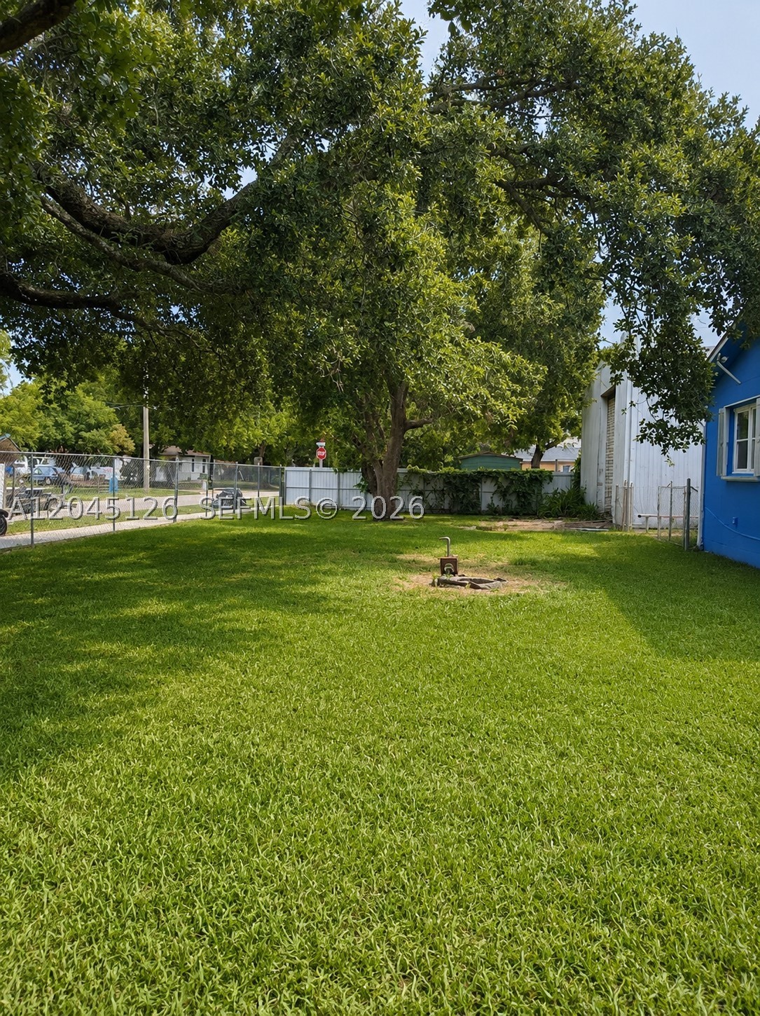 HOLLYWOOD BEACH HEIGHTS S - Residential