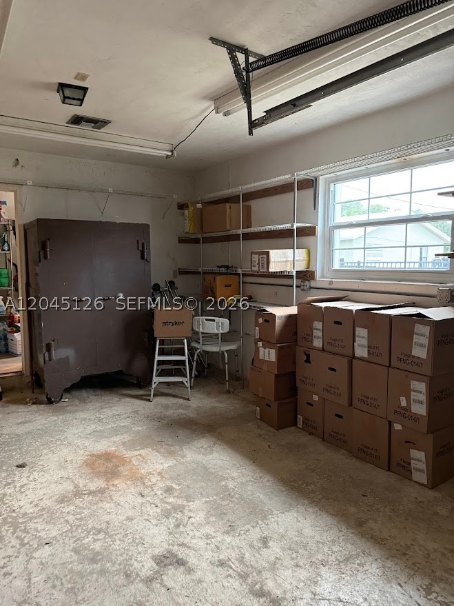 HOLLYWOOD BEACH HEIGHTS S - Residential