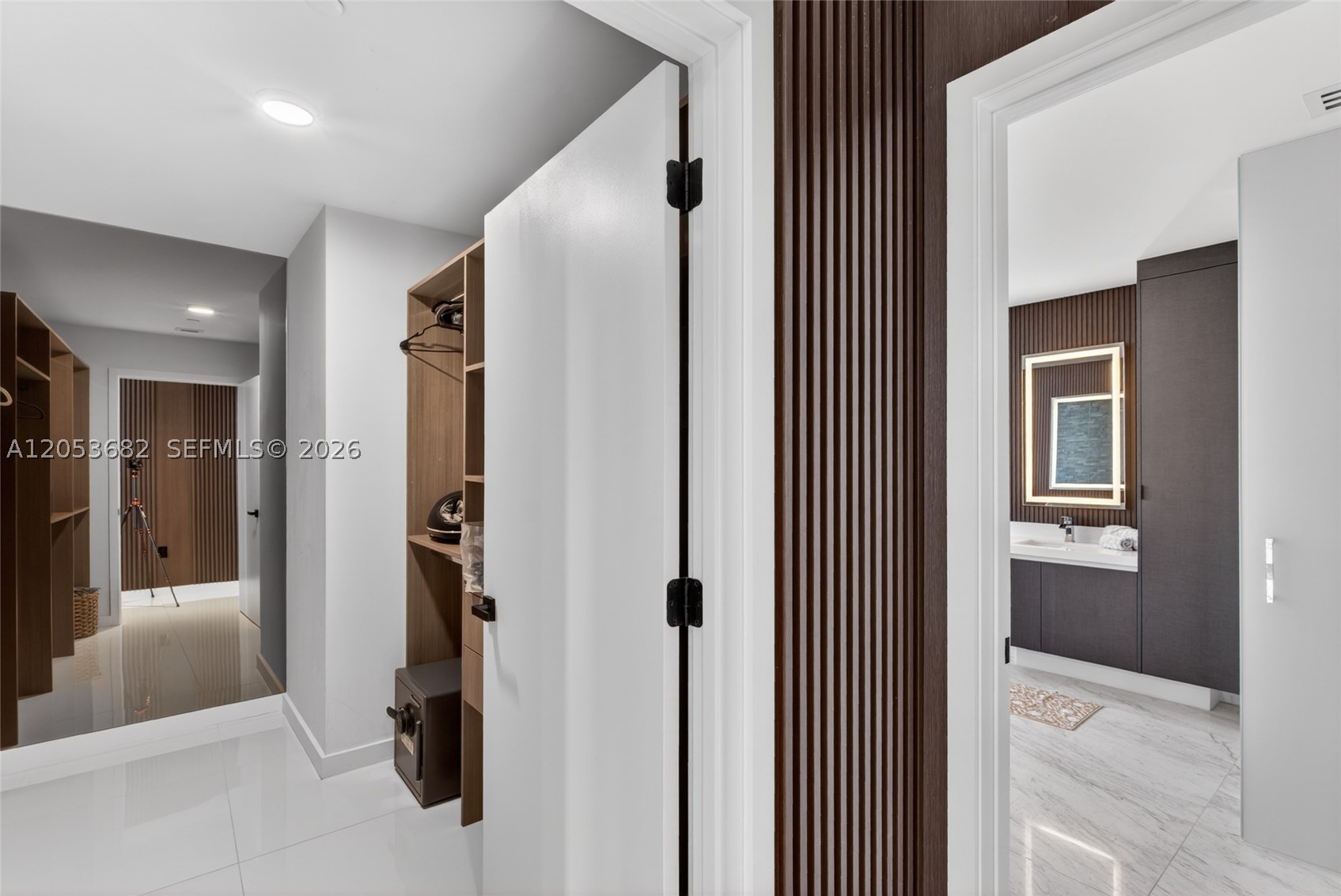 PARAMOUNT MIAMI WORLDCENT - Residential