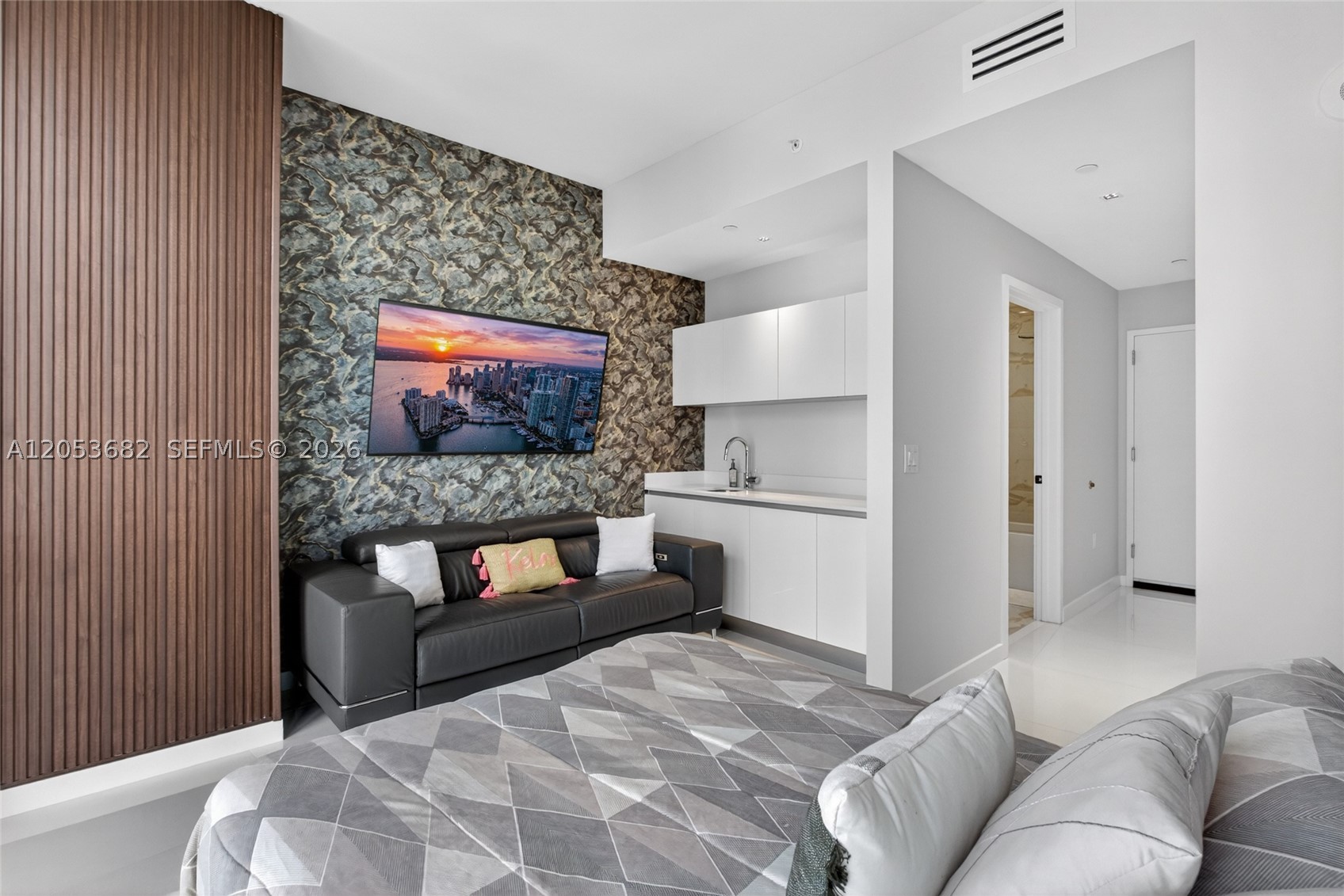 PARAMOUNT MIAMI WORLDCENT - Residential
