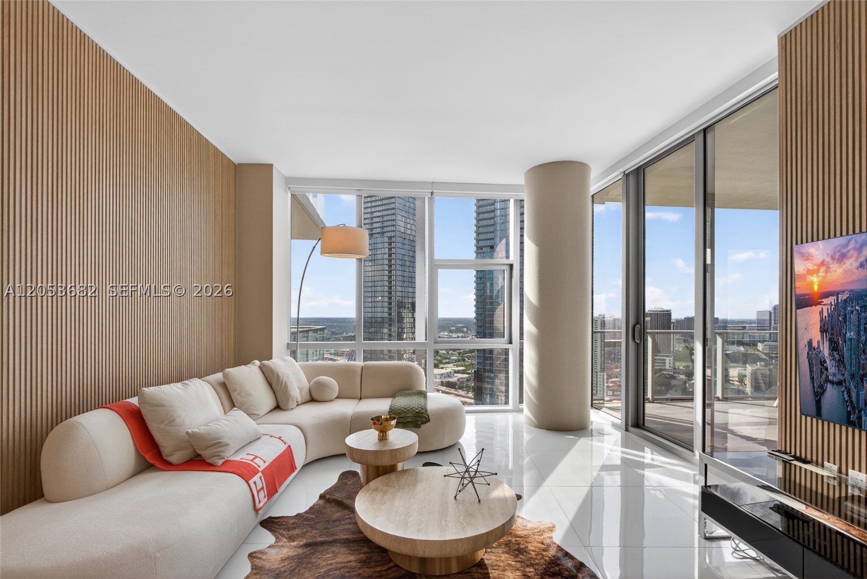PARAMOUNT MIAMI WORLDCENT - Residential