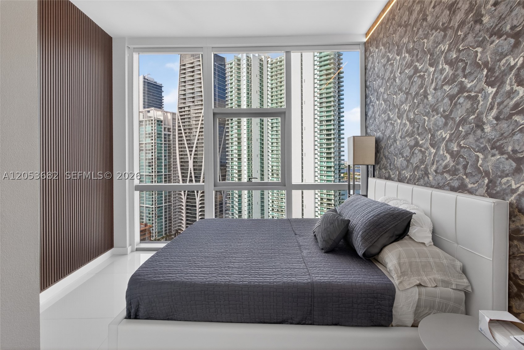 PARAMOUNT MIAMI WORLDCENT - Residential