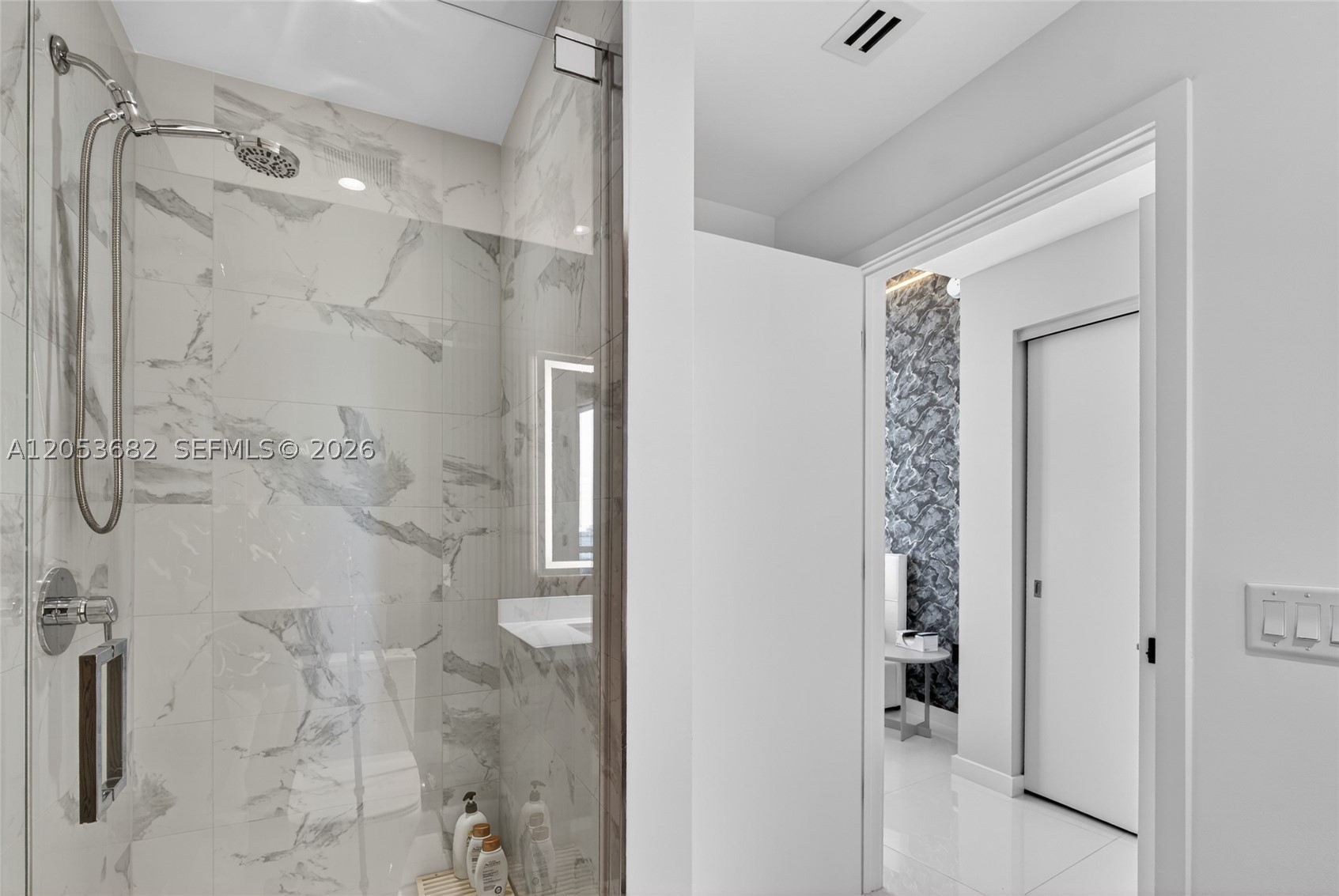 PARAMOUNT MIAMI WORLDCENT - Residential