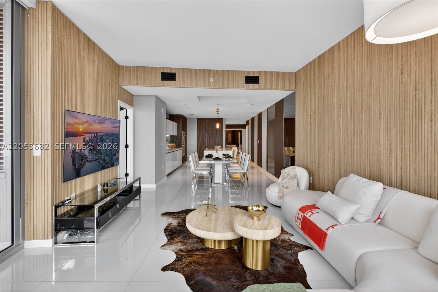 PARAMOUNT MIAMI WORLDCENT - Residential